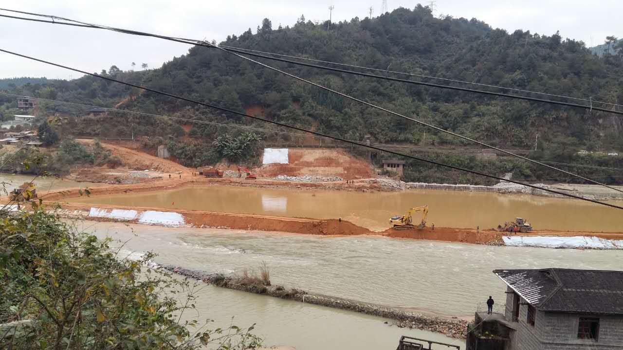 汶潭水利枢纽工程一期围堰顺利合拢